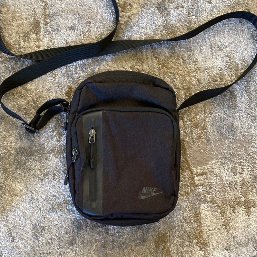 Nike sling bag